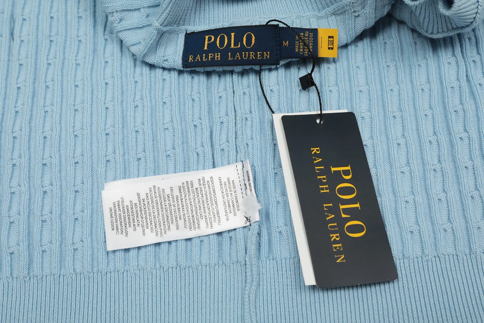 P210 Top quality" Style number: DS005# (not off the shelves all year round) [Ralph Lauren round neck solid color pony embroidery logo knitted cardigan long sleeves] ✅Ralph Lauren Ralph Lauren classic basic versatile twist knitted cardigan long sleeves ✅Main supplier platform live broadcast Wholesale entity Replenish when out of stock Not off the shelf ✅ZP quality 1:1 version Scan the code to enter the GF website Counter quality ✅Detailed quality is the only one in Guangzhou Imported quality cotton yarn, focusing on high-end, cost-effective, good quality, needless to say ✅Zhao Lusi's same style is really amazing, so sweet, so beautiful. This cardigan is really good-looking ✅The upper body is simple and easy to match. A must-have for goddess ootd. Good-looking clothes are never picky. A must-have in the goddess' wardrobe. Size: S-XL Color: Black, almond, gray, navy blue, pink, white, light blue, taro purple, rose red, white label, big red and blue label